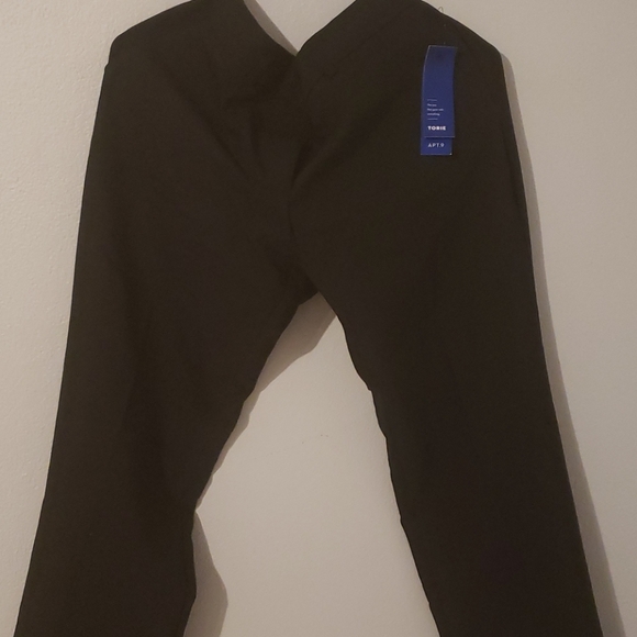 Clothes - Picture 4 of 4